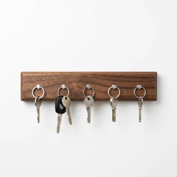 Front view: Magnetic Wall Key Holder for home organizers and home decor from Sesoris
