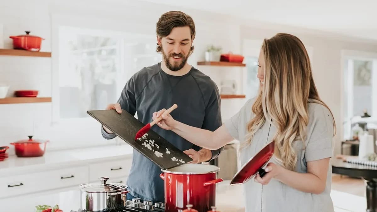 Rak Penyimpanan Gudang: Organisasi Heavy-Duty untuk Barang Besar